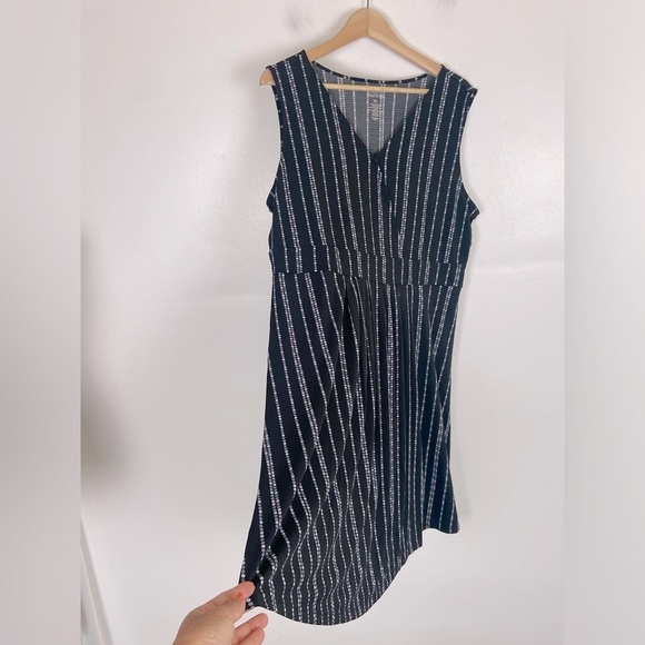 Croft & Barrow Soft Knit Midi Dress Size XXL Black Pleated Faux Wrap Sleeveless - Picture 2 of 9